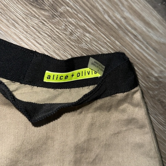 Alice + Olivia Tan & Black Blaise Mini Skirt - Size 6 - Picture 3 of 7